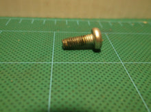 158495-00 Screw Taptite Off A Black & Decker HS1000 Type 2 Hedge Saw
