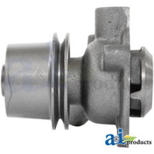 K952713 Water Pump Fits Case