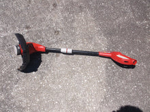 UT41112B Homelite 13" Electric Weed Eater SN: BM13055D081100