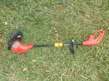 Homelite 13 in. 4 Amp Straight Electric String Trimmer Model UT41112A sn bm12421d161153