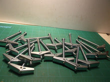 Midwest Fastener Lot Of 18 1/4 x 4 1/4 Round Head Toggle Bolts