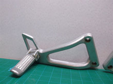 Foot Pegs And Mounting Brackets For Chinese ATV Dirt Bike Go Kart Motorcycle