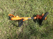 Black & Decker GH3000 High Performance 14-Inch 7.5-Amp Electric curved String Trimmer