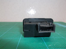Turn Signal Switch 3 Pin For Chinese ATV Dirt Bike Go Kart Motorcycle