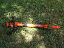 Black & Decker GH900 14-Inch String Trimmer And Edger 6.5 Amp