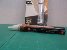 Southwire 40116N Non Contact Voltage Detector