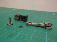 300592013 Connecting Rod 672355003 & 672353003 Bushing Slide Off a Ryobi P514 Recip Saw