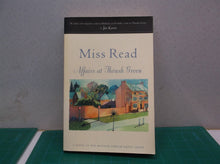 Affairs at Thrush Green (Miss Read (Paperback)) 0618238573