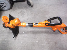 Black And Decker GH900 14-Inch 6.5-Amp Electric String Trimmer / Edger 38x8x12