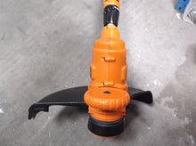 Black And Decker GH900 14-Inch 6.5-Amp Electric String Trimmer / Edger 38x8x12