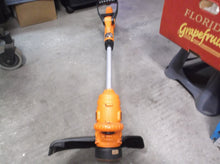 Black And Decker GH900 14-Inch 6.5-Amp Electric String Trimmer / Edger 36x8x12