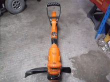 Black And Decker GH900 14-Inch 6.5-Amp Electric String Trimmer / Edger 36x8x12