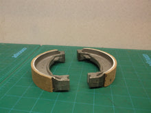 Set Of Brake Shoes 123.7 MM For Chinese ATV Dirt Bike Motorcycle