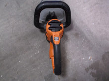Black & Decker 20" 3.8 Amp Hedge Trimmer w/ SawBlade Model# BEHTS300