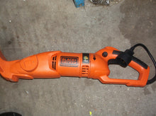 HH2455 Black & Decker 24" 120V Electric Hedge Hog Trimmer W/ Rotating Handle 46x7x7