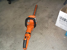 HH2455 Black & Decker 24" 120V Electric Hedge Hog Trimmer W/ Rotating Handle 46x7x7