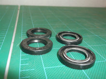 Lot Of 4 Black Seals ~16mm id 29mm od For Chinese ATV Dirt Bike Motorcycle