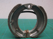 Set Of Brake Shoes 75MM With Springs For Chinese ATV Dirt Bike Motorcycle