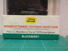 OtterBox Defender Case For Verizon BlackBerry Curve 9370 w/ Belt Clip Holster