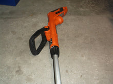 Black & Decker GH900 14-Inch 6.5-Amp Electric String Trimmer / Edger 38x8x12