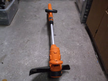 Black & Decker GH900 14-Inch 6.5-Amp Electric String Trimmer / Edger 38x8x12