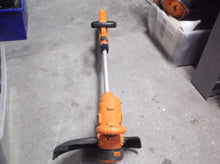 Black & Decker GH900 14-Inch 6.5-Amp Electric String Trimmer / Edger 38x8x12
