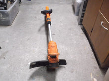 Black & Decker GH900 14-Inch 6.5-Amp Electric String Trimmer / Edger 38x8x12
