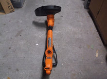Black & Decker GH900 14-Inch 6.5-Amp Electric String Trimmer / Edger 38x8x12