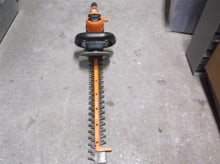 Black & Decker BEHTS300 20-Inch 3.8-Amp Electric Saw Blade Hedge Trimmer
