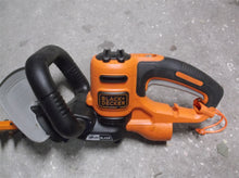 Black & Decker BEHTS300 20-Inch 3.8-Amp Electric Saw Blade Hedge Trimmer
