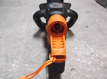 Black & Decker BEHTS300 20-Inch 3.8-Amp Electric Saw Blade Hedge Trimmer