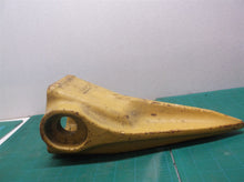 9W2359EXT Tiger Tooth Fits Cat Caterpillar 966 980 213-229