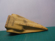 9W2359EXT Tiger Tooth Fits Cat Caterpillar 966 980 213-229