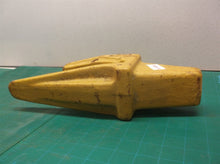 9W1304 Adapter Fits Caterpillar 3G6304