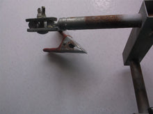 Holding bracing clamping tool
