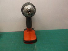 B&D FS18PS Fire Storm 18V 3/8" Drill Driver Keyless Chuck with older battery