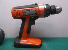B&D FS18PS Fire Storm 18V 3/8" Drill Driver Keyless Chuck with older battery