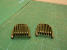 Philips Norelco 9000 Series lot of 2 plastic guards 422203632361 & 422203632371