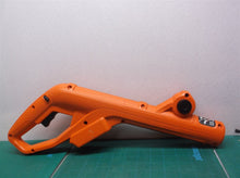 Upper housing w springs buttons off B&D LST220 20V 12 Inch Trimmer/Edger
