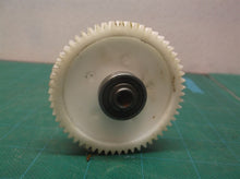 lower gear with bearings off a B&D GH3000 Type 1 7.5 Amp 14 Inch Trimmer/Edger