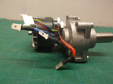 313244001 MOTOR & GEAR BOX ASSEMBLY off a Ryobi RY40007 Power Head