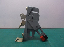ON/OFF LEVER OFF A SQUARE D ELECTRICAL CONTROLS CONTROL BOX 8538