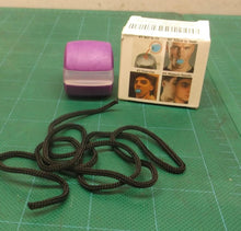 Define Jaw & neck line Exerciser purple