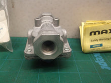 MAXITROL Gas Regulator RV47AL 3/8" Propane 1/2 psig 3.8-4.3" Pressure