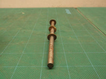 Axle #383147-00 obsolete part off B&D LE500 120 V Electric Edger/Trencher