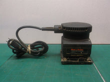 BLACK & DECKER #7443 1/4" Finishing Sander