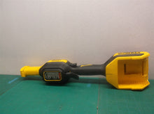 N704122- HANDLE ASSEMBLY HOUSING off of Dewalt DSCT922 string trimmer