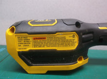 N704122- HANDLE ASSEMBLY HOUSING off of Dewalt DSCT922 string trimmer