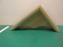 9" WOODEN SHELF BRACKET