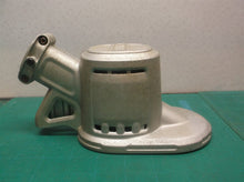 N678245-Gear case OFF A Dewalt DSCT922 STRING TRIMMER